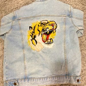 Fashion Nova Men’s tiger jean jacket